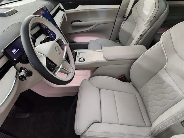 New 2025 Volvo EX90 Ultra w/ Protection Package Premier image 14