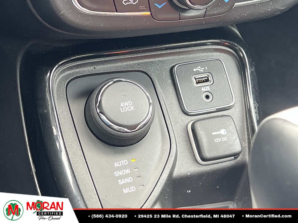 Used 2020 Jeep Compass Limited AWD/4WD image 22