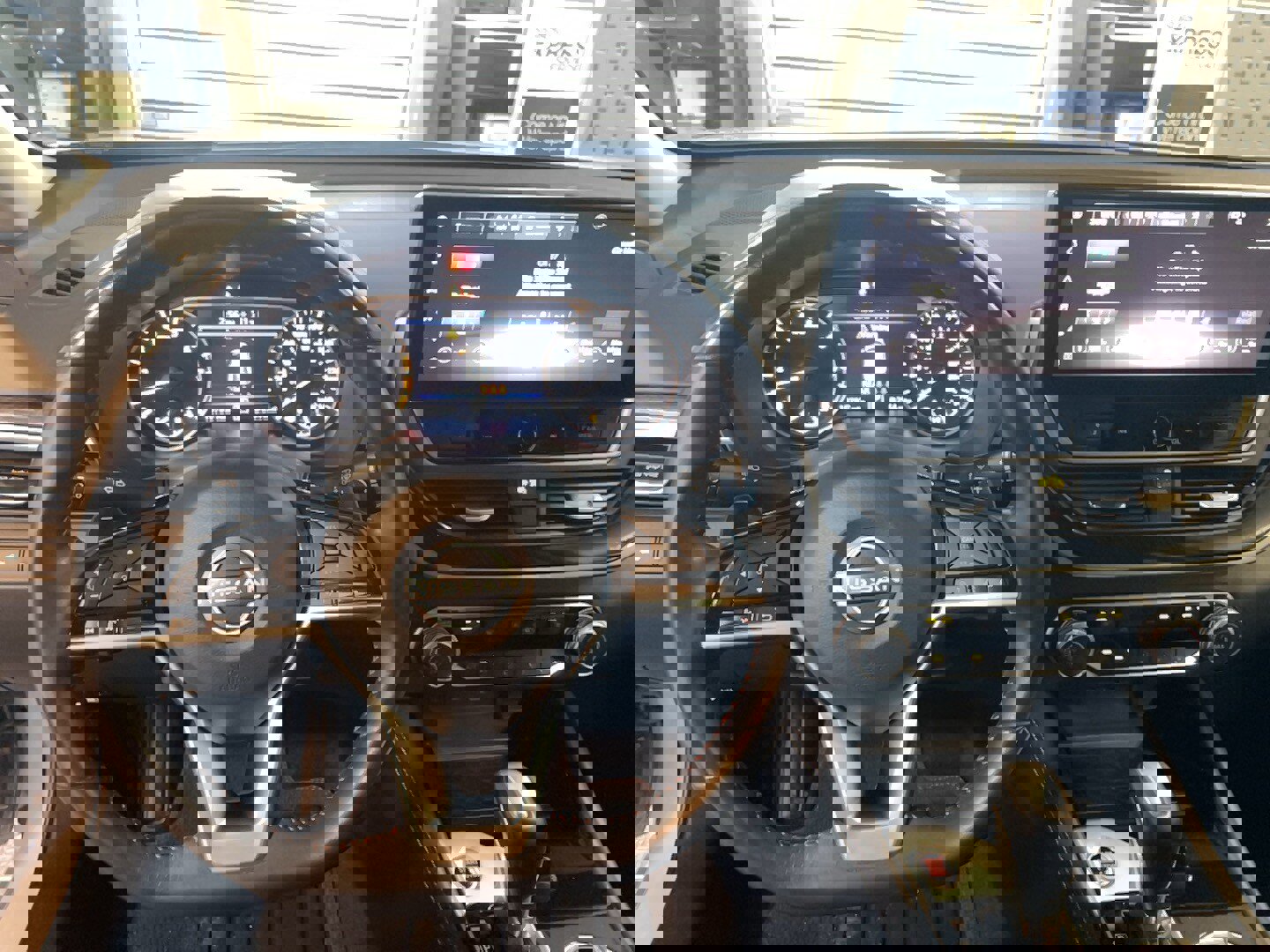 Used 2024 Nissan Altima 2.5 SR w/ SR Premium Package image 16