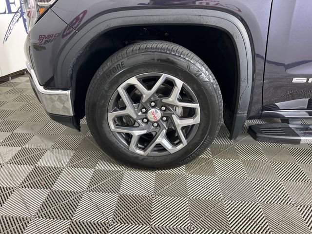 Used 2023 GMC Sierra 1500 SLT image 25