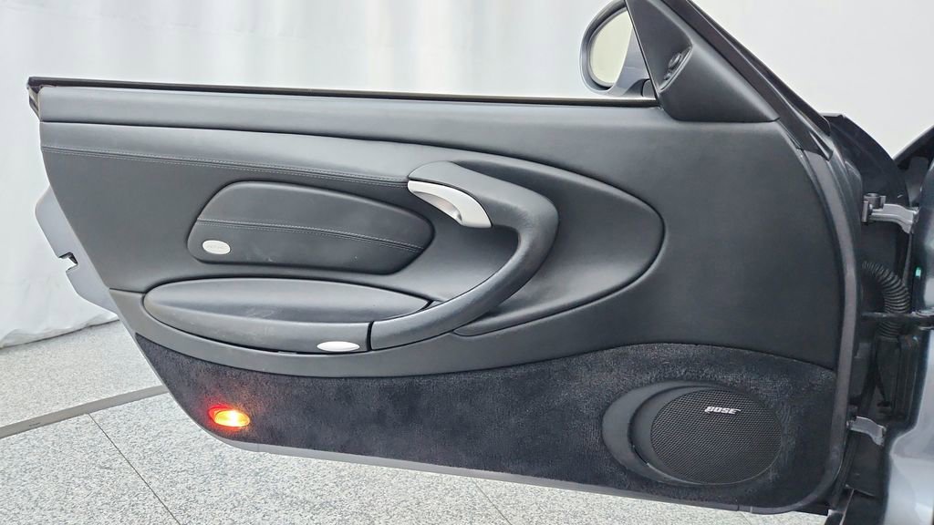 Used 2003 Porsche 911 Turbo image 16