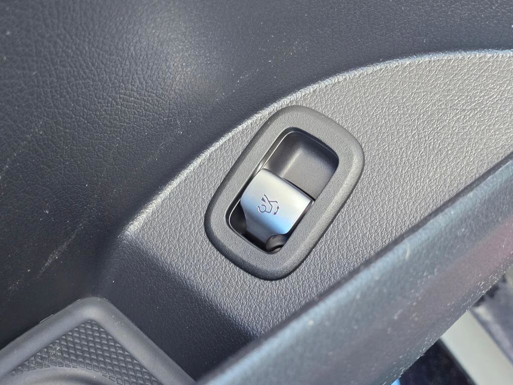 New 2026 Mercedes-Benz GLC 43 AMG 4MATIC image 36