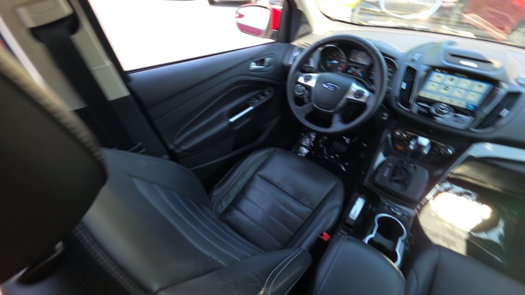 Used 2016 Ford Escape Titanium FWD image 27