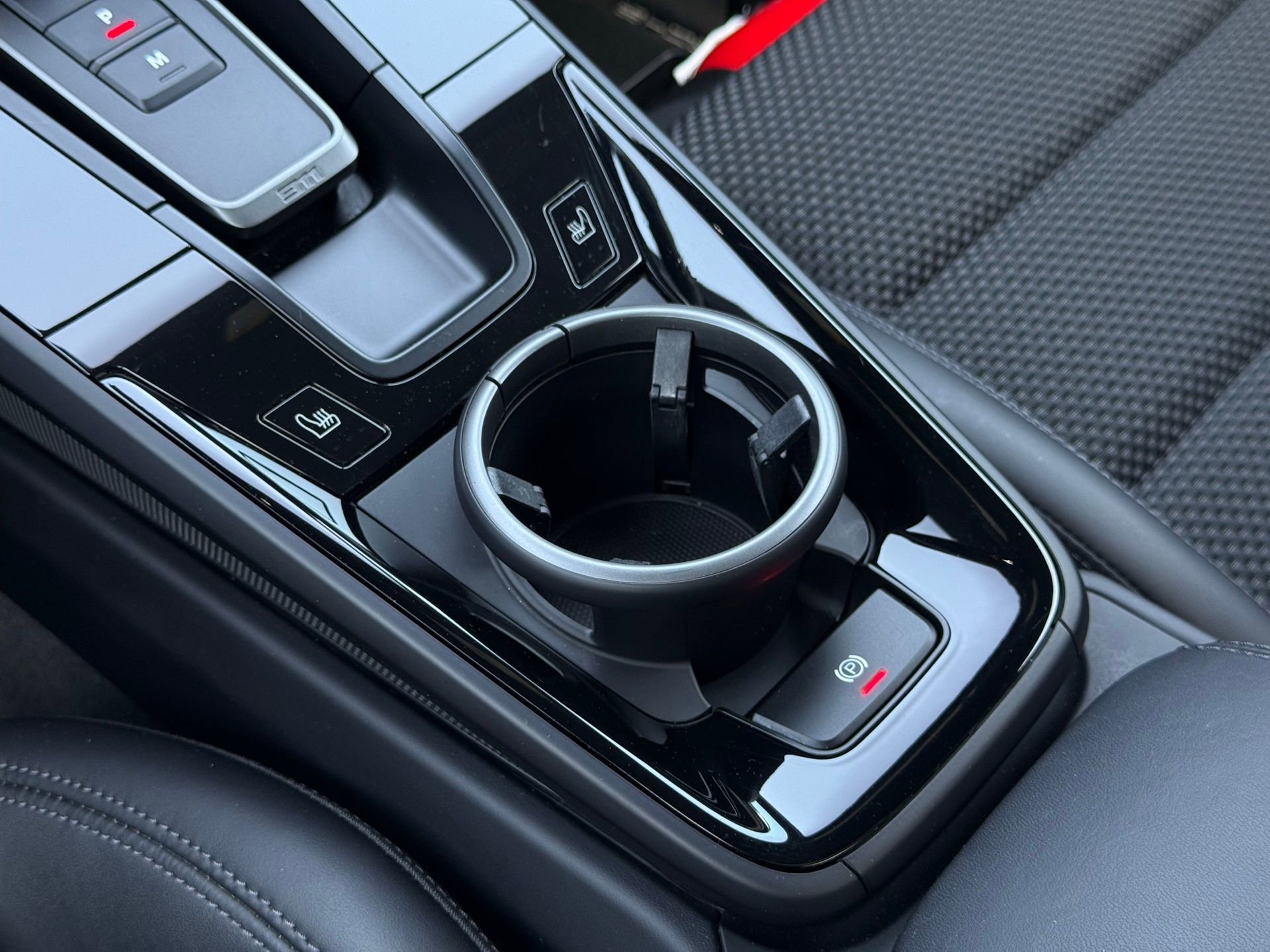 Certified 2024 Porsche 911 Carrera T image 24