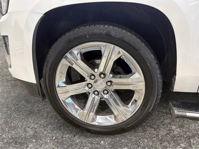 Used 2019 Cadillac Escalade Premium Luxury image 12