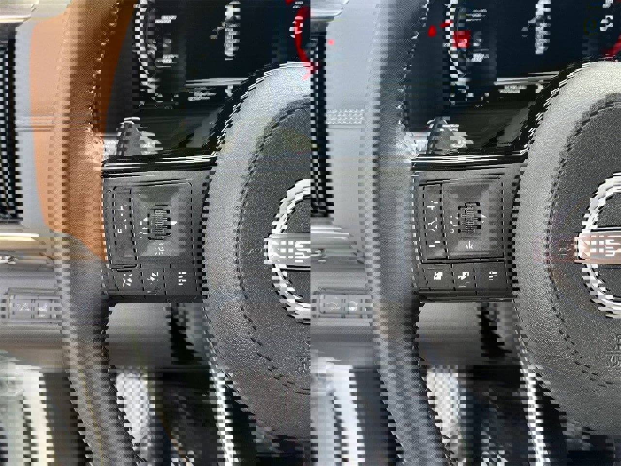 Certified 2024 Nissan Pathfinder Platinum w/ Cargo Package image 12