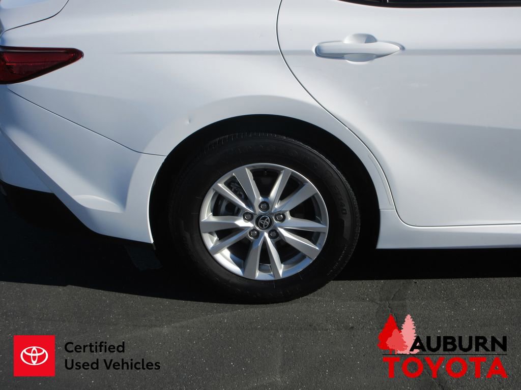Certified 2025 Toyota Camry LE image 4