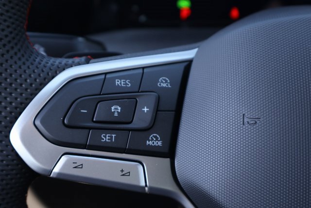 New 2026 Volkswagen GTI SE image 18