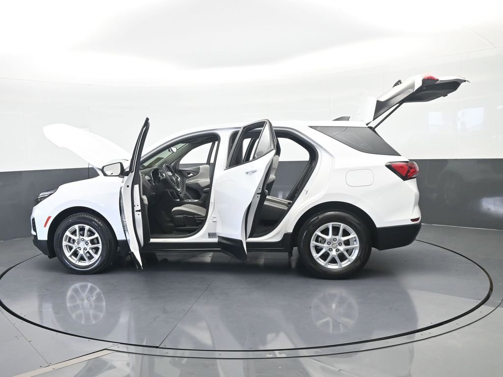 Used 2023 Chevrolet Equinox LS image 73