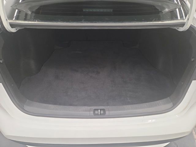 Used 2021 Toyota Corolla LE image 31