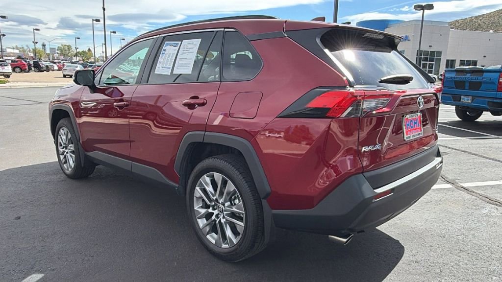 Used 2025 Toyota RAV4 XLE Premium w/ Weather Package image 5