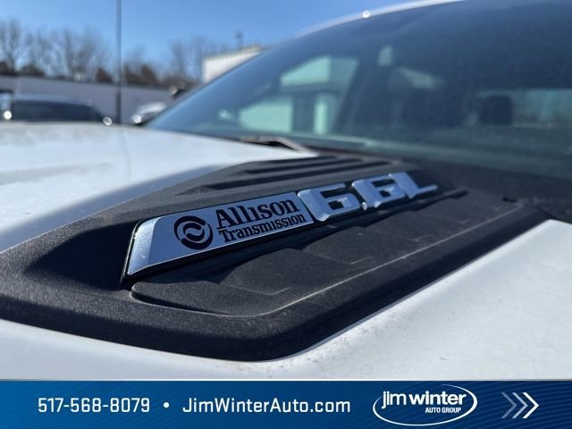 Used 2025 Chevrolet Silverado 2500 LT w/ Convenience Package image 5