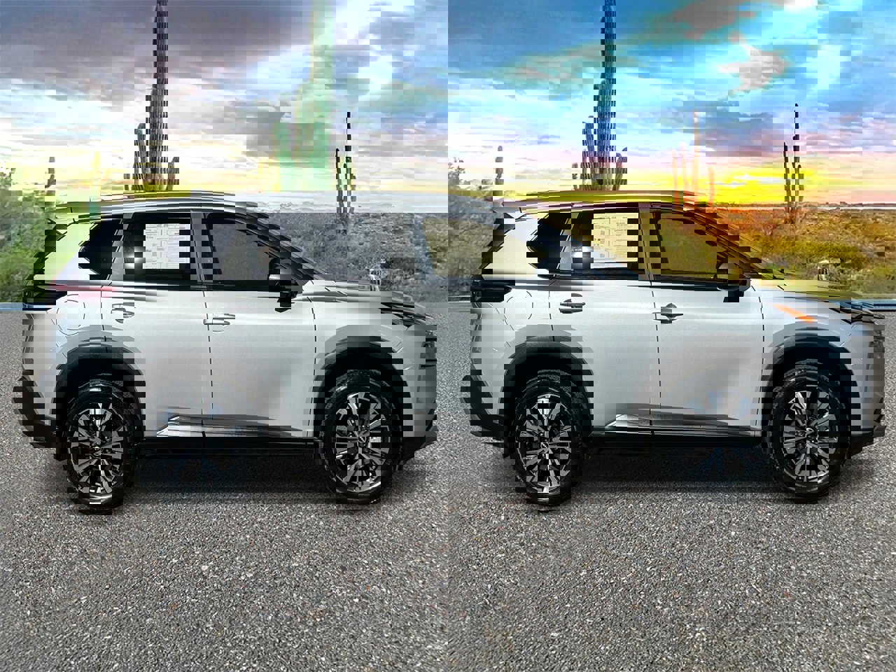 Used 2023 Nissan Rogue SV image 3