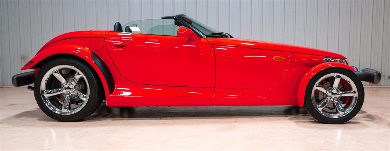 Used 1999 Plymouth Prowler RWD image 3