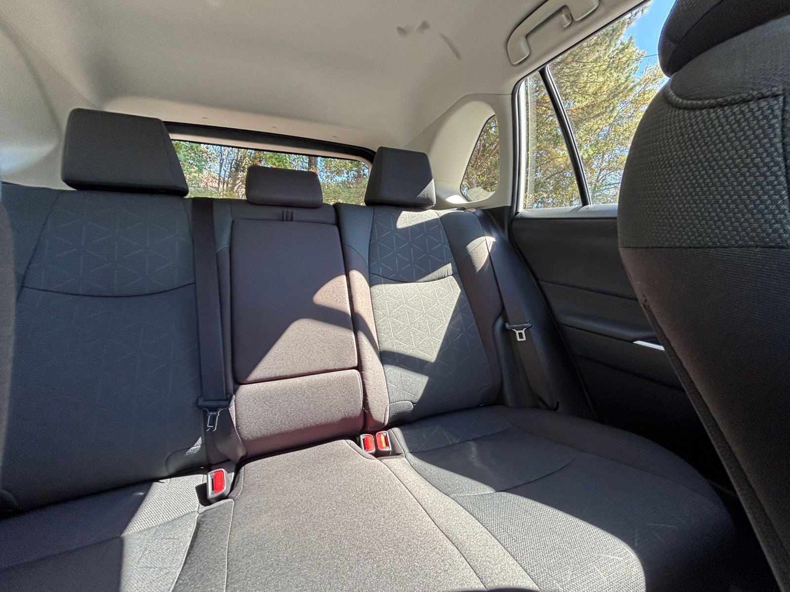 Used 2025 Toyota RAV4 XLE image 37