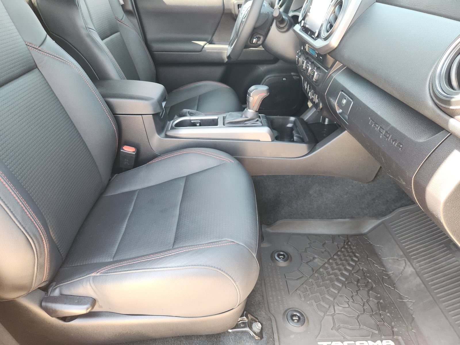 Used 2023 Toyota Tacoma TRD Pro AWD/4WD image 18