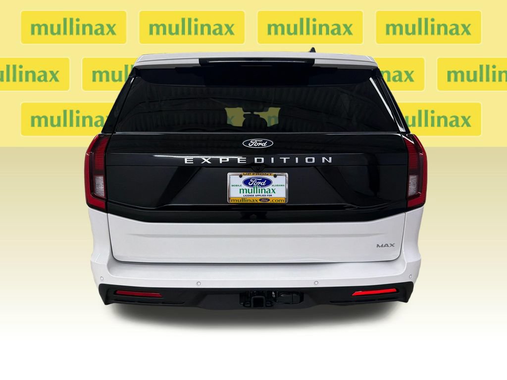 New 2027 Ford Expedition Max Active RWD image 7