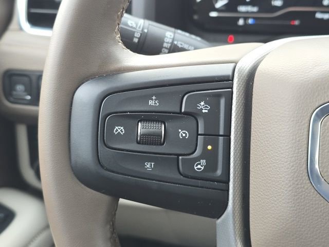 Used 2024 GMC Yukon XL Denali image 21