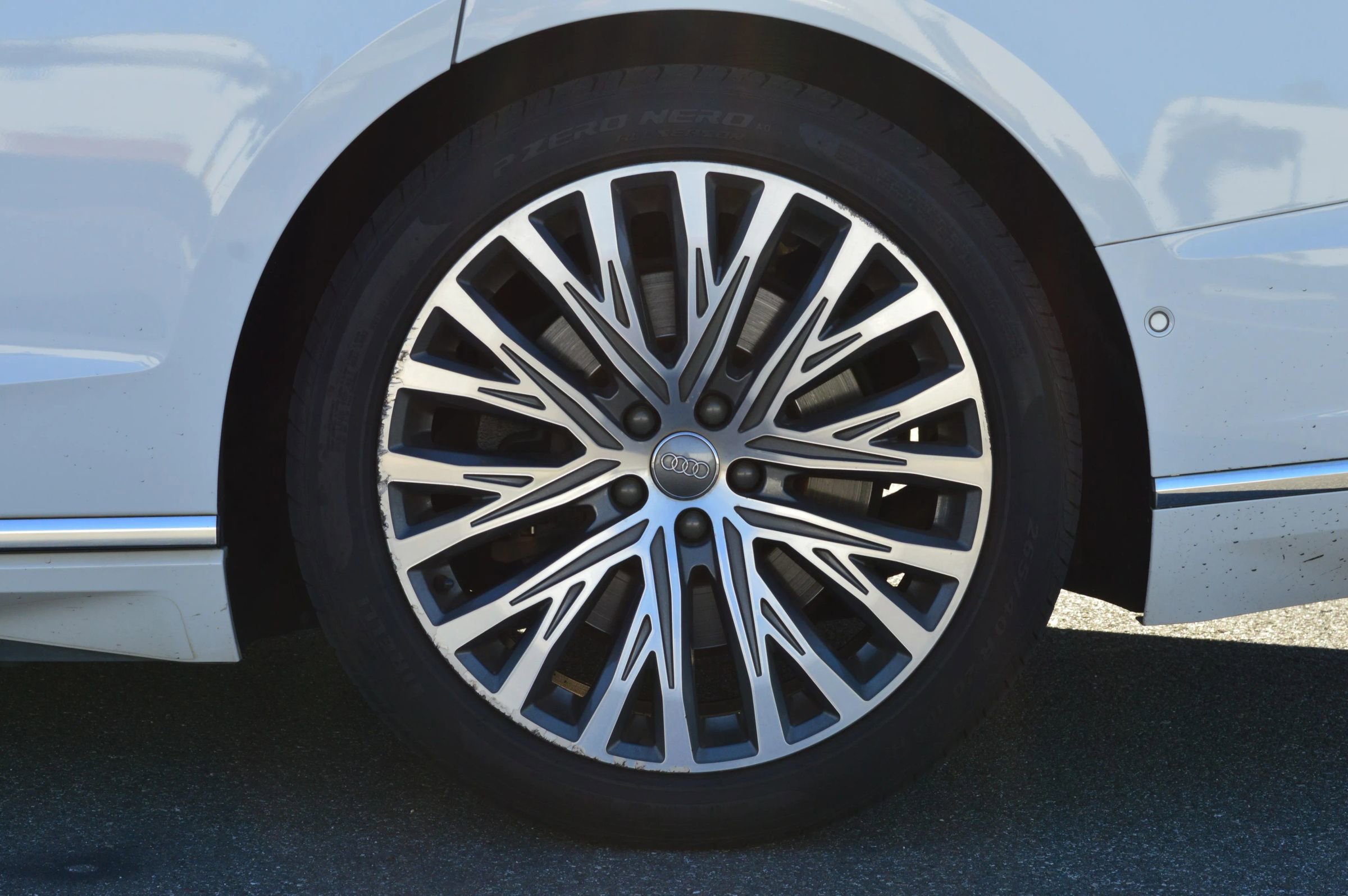 Used 2019 Audi A8 L 3.0T w/ Executive Package image 11