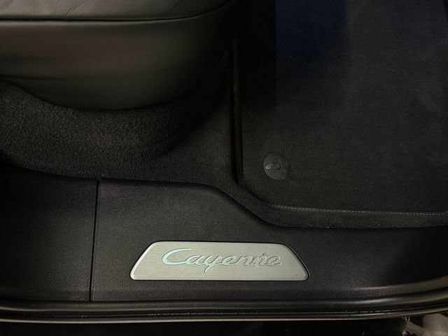 Certified 2023 Porsche Cayenne S image 35