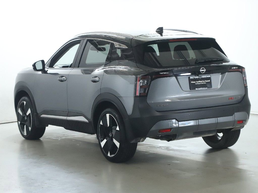 Certified 2025 Nissan Kicks SR image 42