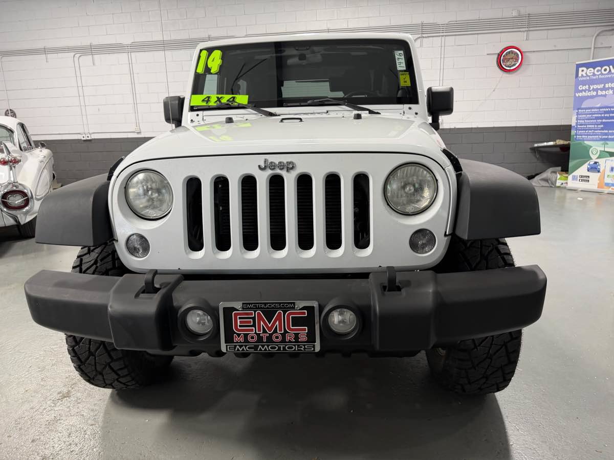 Used 2014 Jeep Wrangler Rubicon w/ Trailer Tow Group AWD/4WD image 10