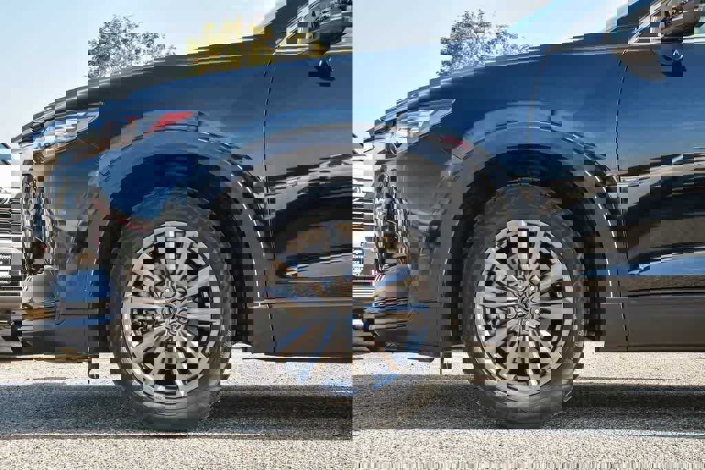 Used 2023 MAZDA CX-9 Touring image 10