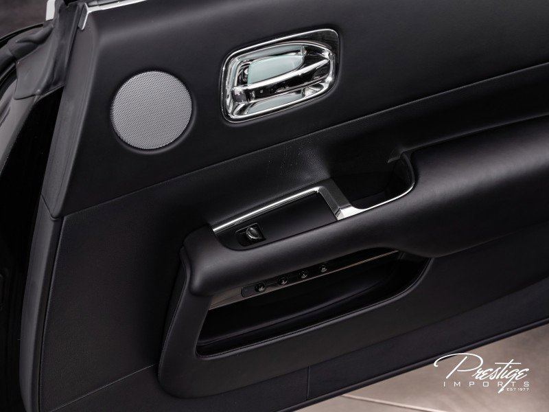 Used 2018 Rolls-Royce Dawn image 40