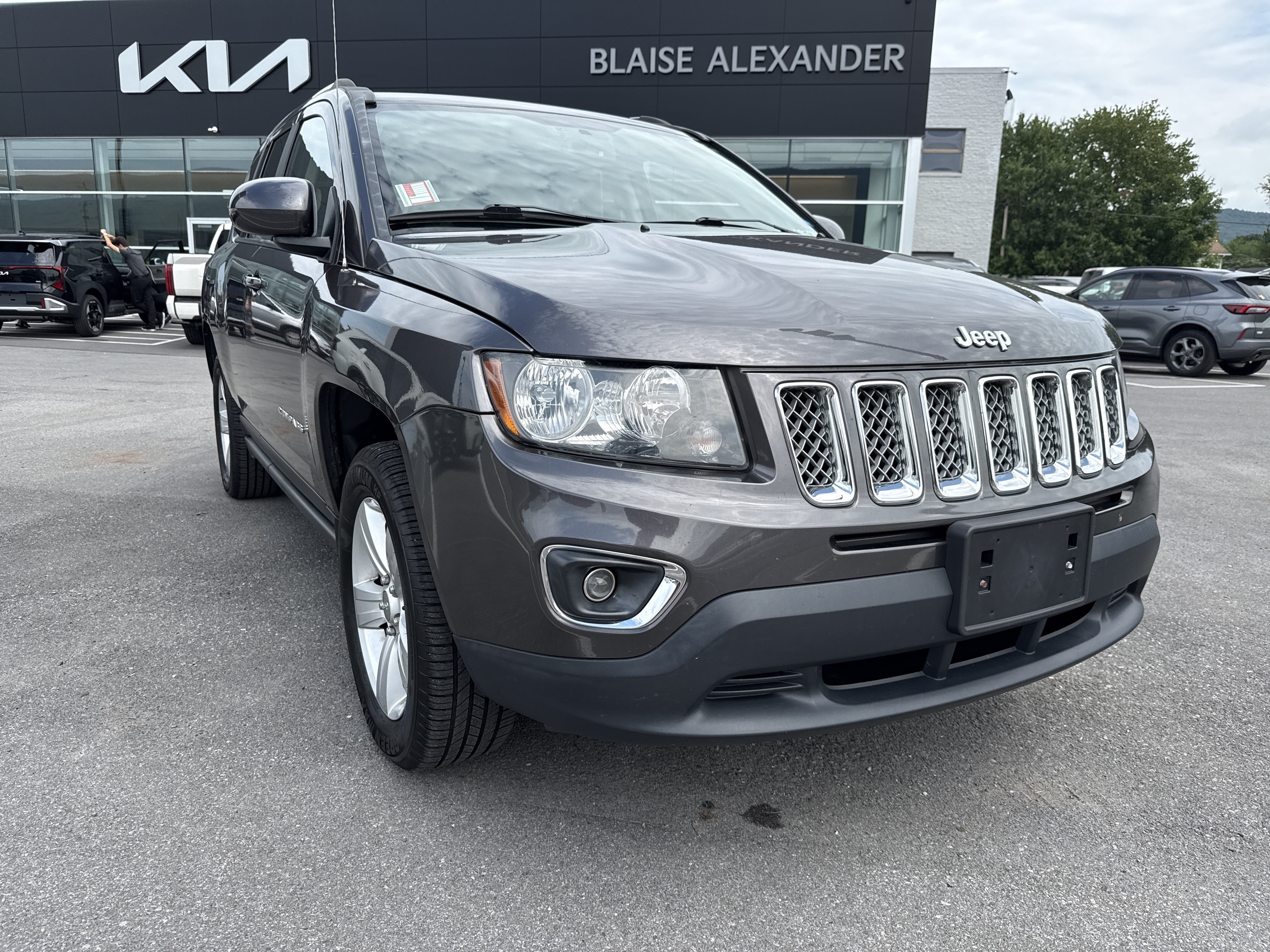 Used 2015 Jeep Compass High Altitude