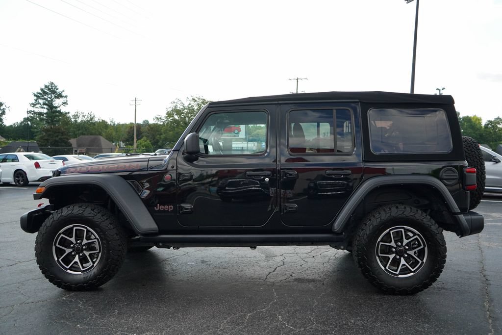 Used 2024 Jeep Wrangler Unlimited Rubicon w/ Technology Group AWD/4WD image 26