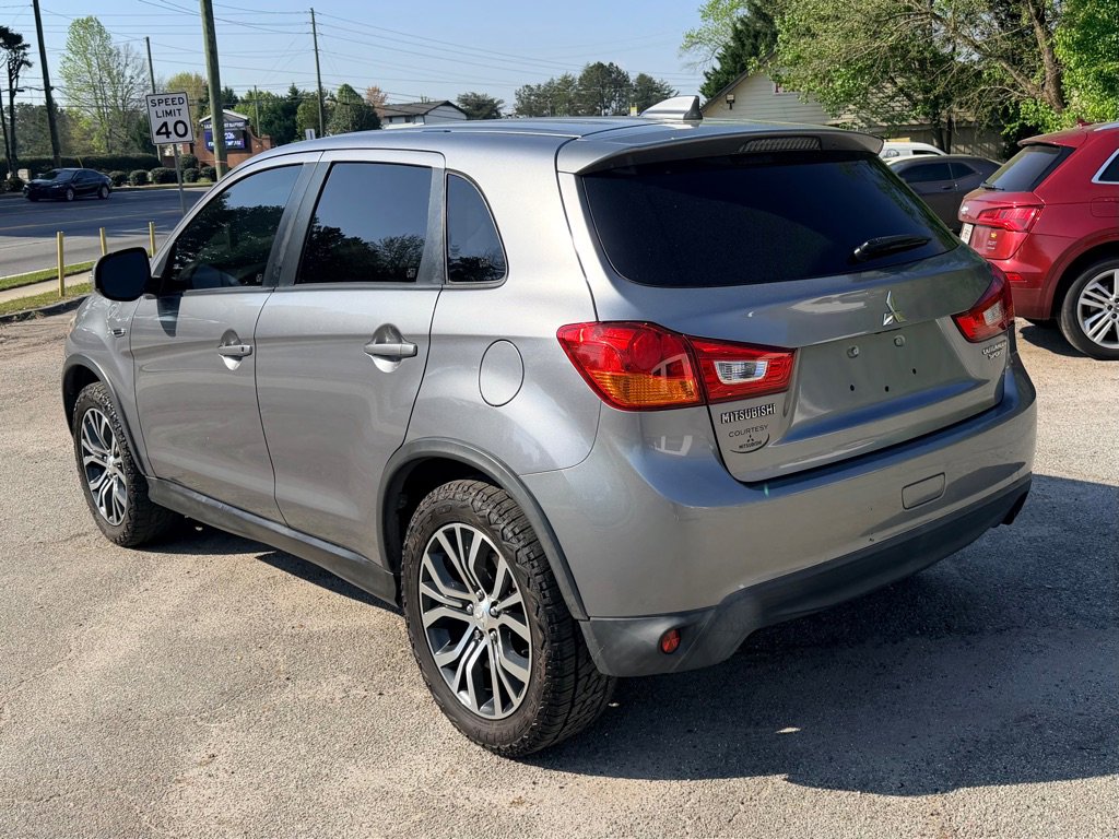 Used 2017 Mitsubishi Outlander Sport ES image 7