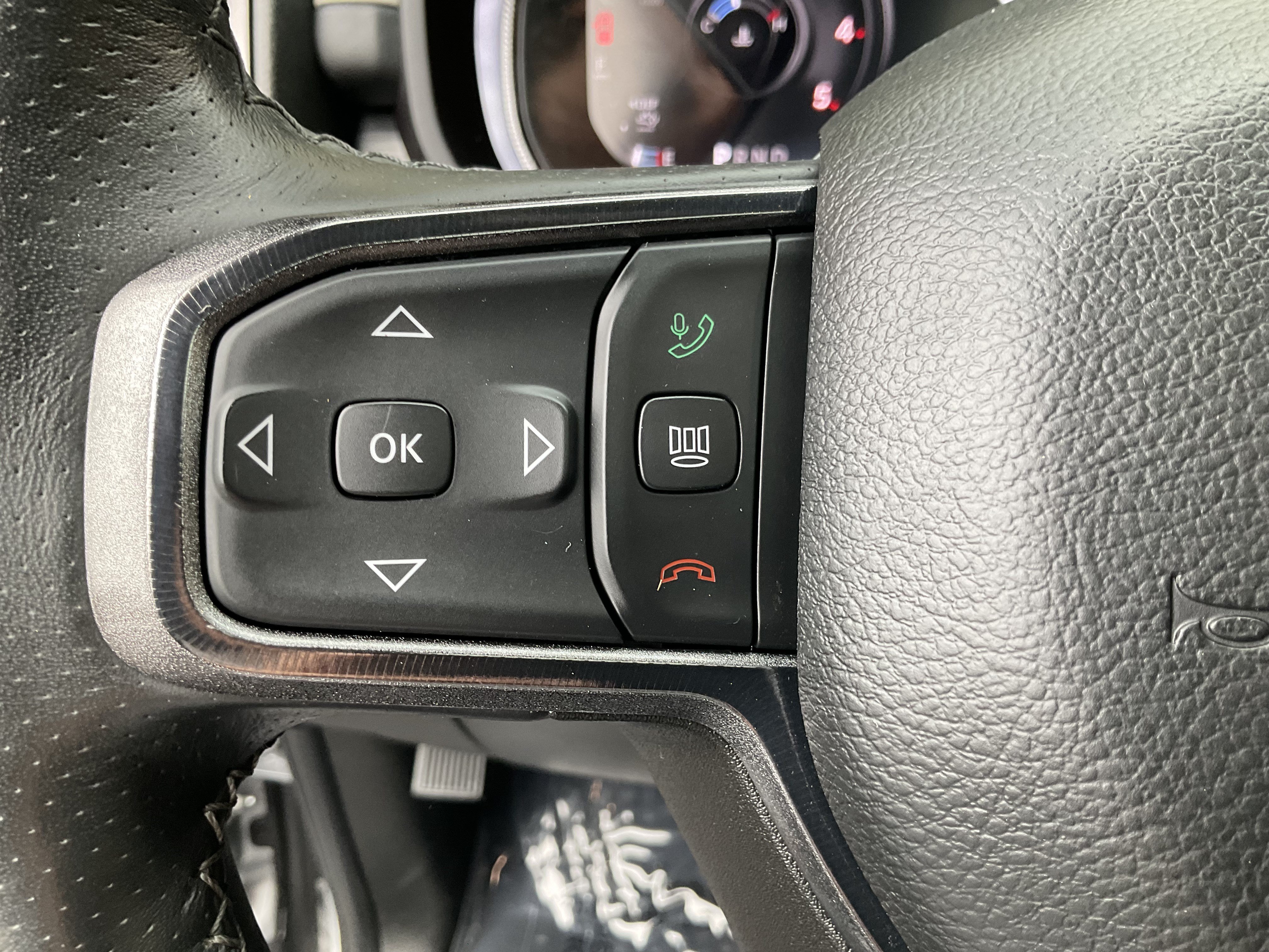 Used 2024 RAM 2500 Rebel w/ Towing Technology Group AWD/4WD image 35