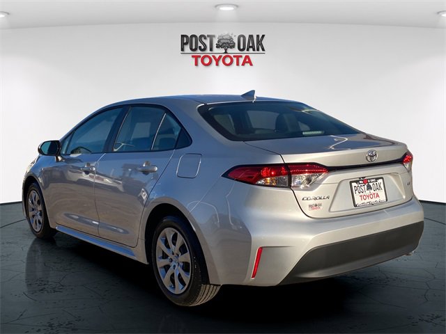 Used 2025 Toyota Corolla LE image 5