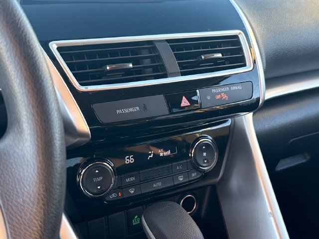 Used 2018 Mitsubishi Eclipse Cross LE AWD/4WD image 19