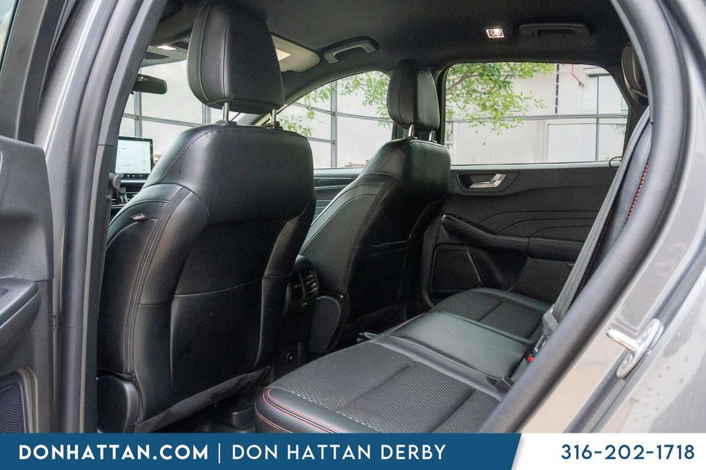 Used 2024 Ford Escape ST-Line Select w/ Tech Pack #1 AWD/4WD image 19