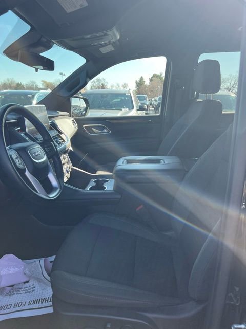 Used 2023 GMC Yukon SLE image 11