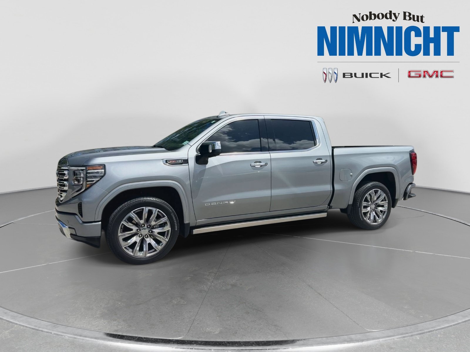 Certified 2023 GMC Sierra 1500 Denali w/ Denali Reserve Package AWD/4WD image 4