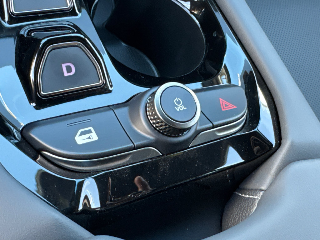 New 2025 VinFast VF 8 Plus AWD/4WD image 31