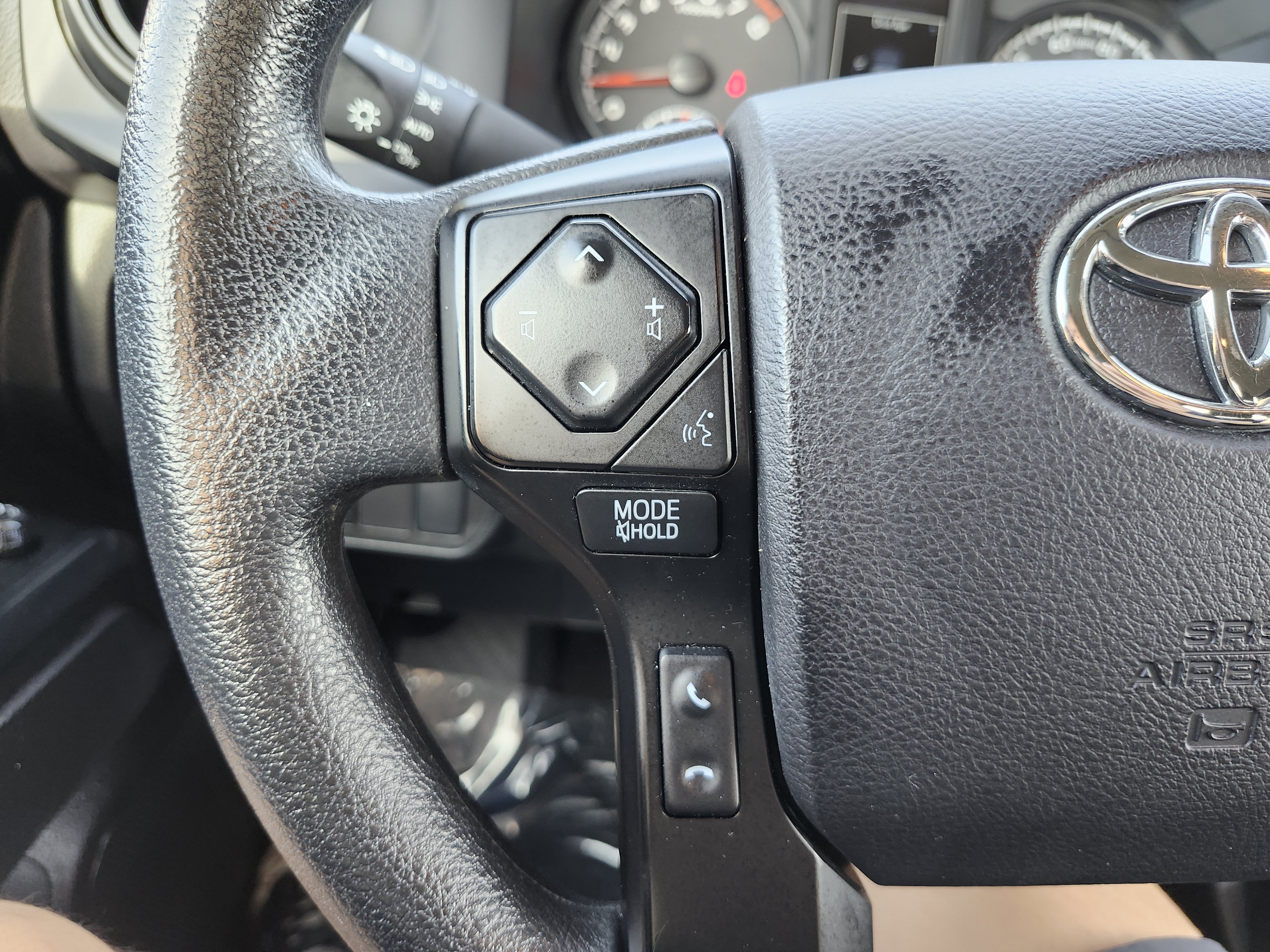Used 2023 Toyota Tacoma SR RWD image 30