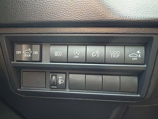 Used 2024 Toyota Tundra SR5 w/ SR5 Convenience Package AWD/4WD image 23