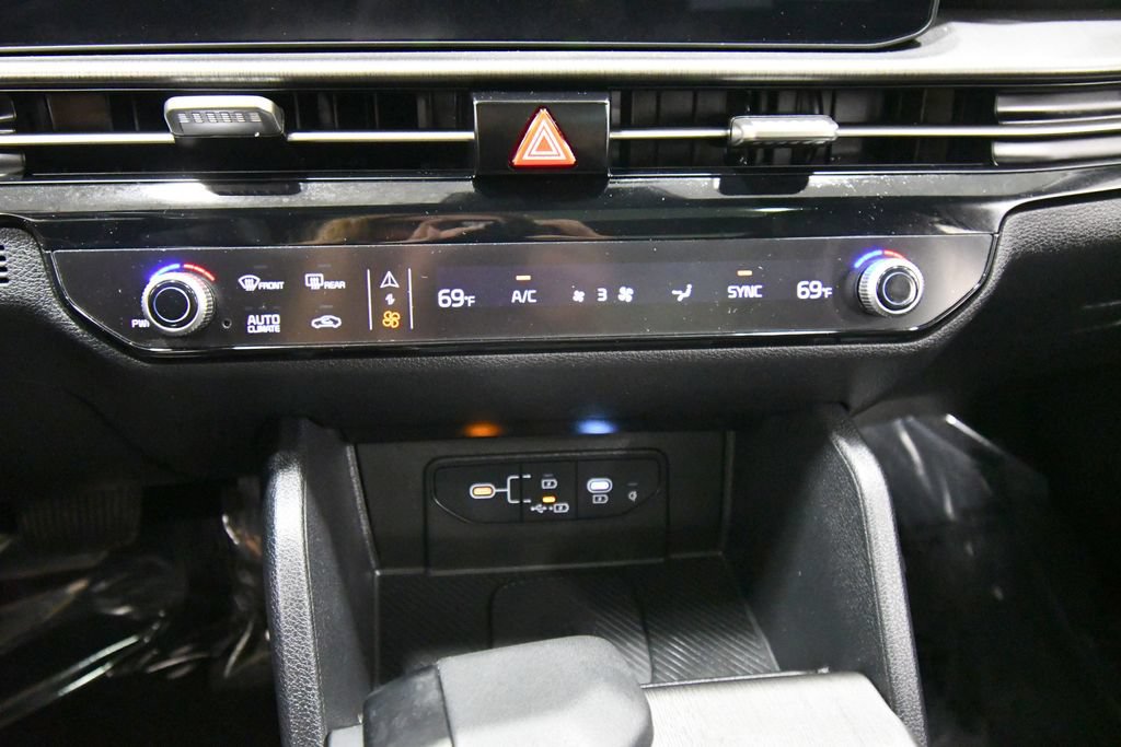 Certified 2026 Kia Sportage X-Line w/ X-Line Technology Package AWD/4WD image 26