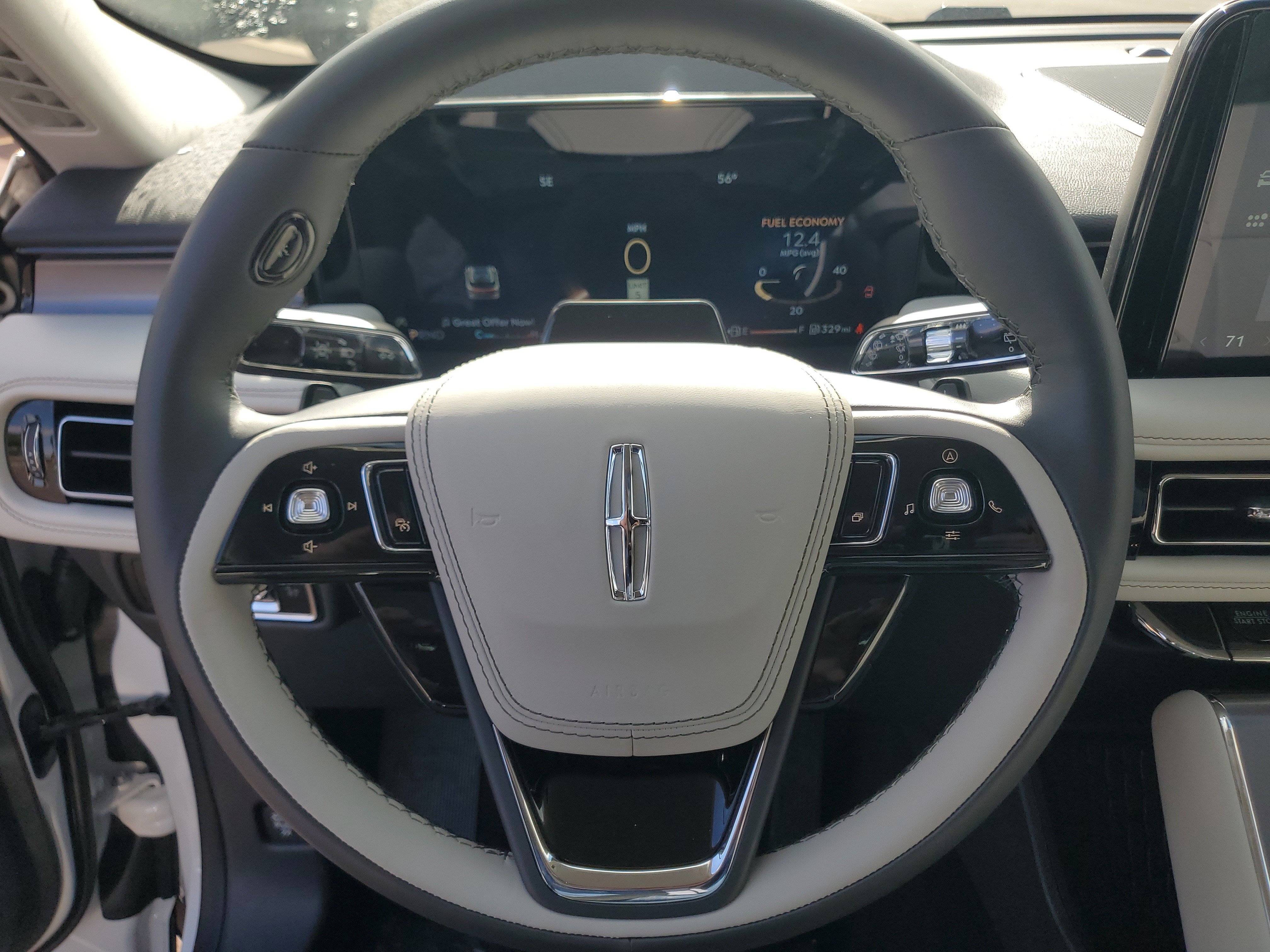 New 2026 Lincoln Aviator AWD image 15