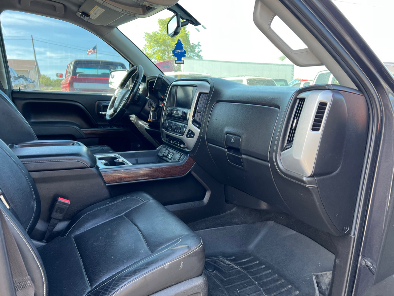 Used 2015 GMC Sierra 1500 SLT w/ SLT Preferred Package AWD/4WD image 13