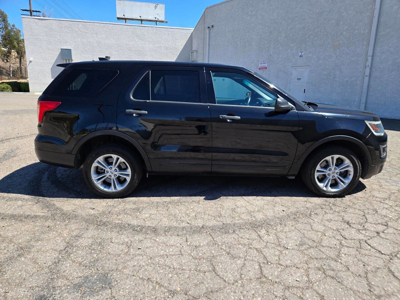 Used 2017 Ford Explorer 4WD Police Interceptor w/ Interior Upgrade Package image 19