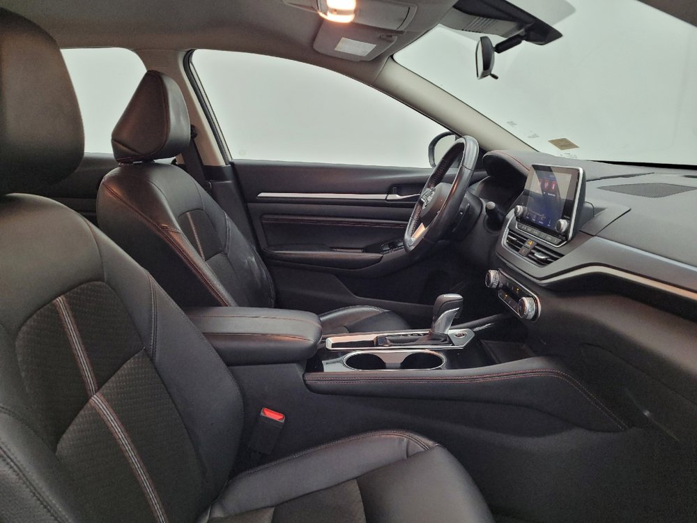 Used 2023 Nissan Altima 2.5 SR image 21