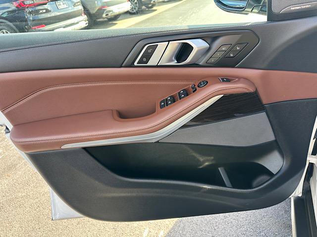 Used 2021 BMW X5 xDrive40i image 15