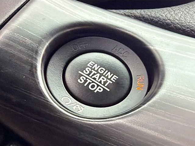 Used 2022 Jeep Grand Cherokee Laredo X AWD/4WD image 35