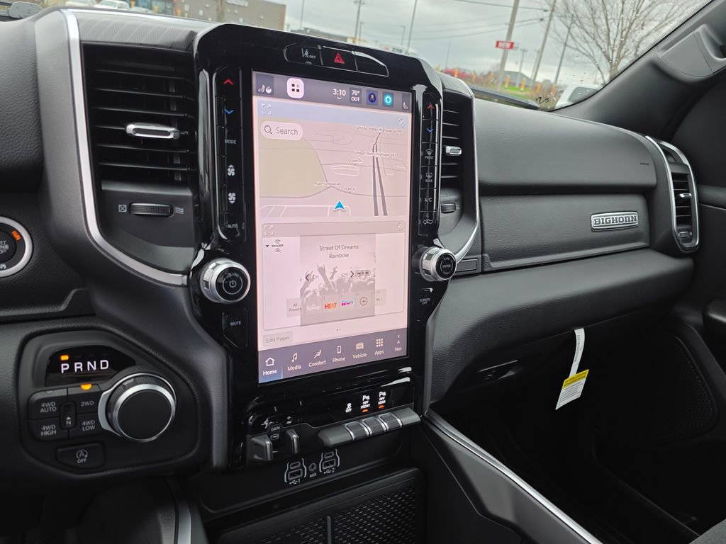 New 2026 RAM 1500 4x4 Crew Cab image 24