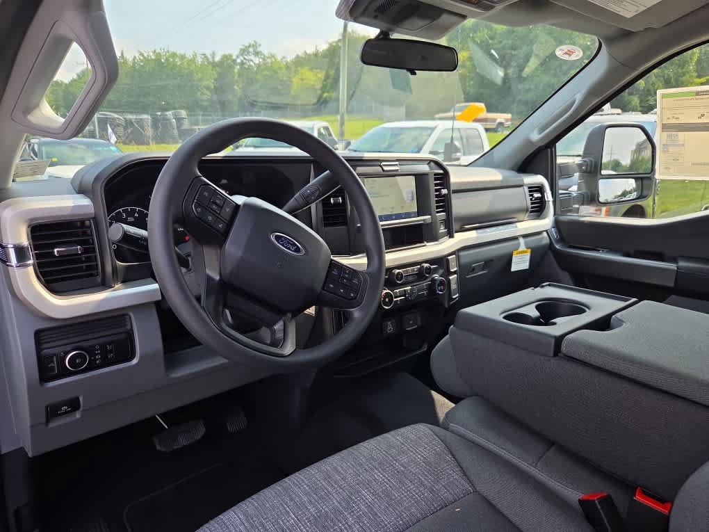 New 2026 Ford F350 XLT AWD/4WD image 30