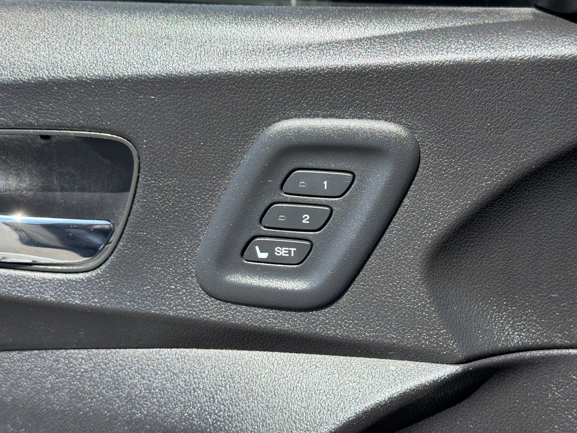 Used 2016 Honda CR-V Touring image 15